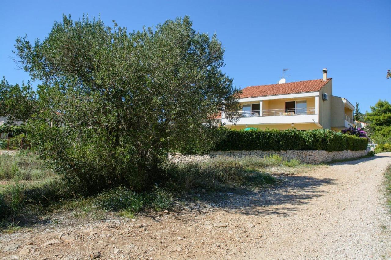 Apartments Anton Vinisce Exterior photo